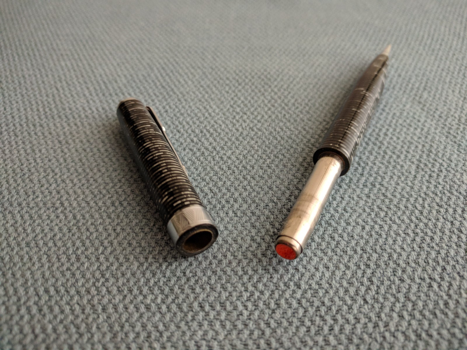 Vintage Parker Vacumatic Mechanical Pencil Black and Silver