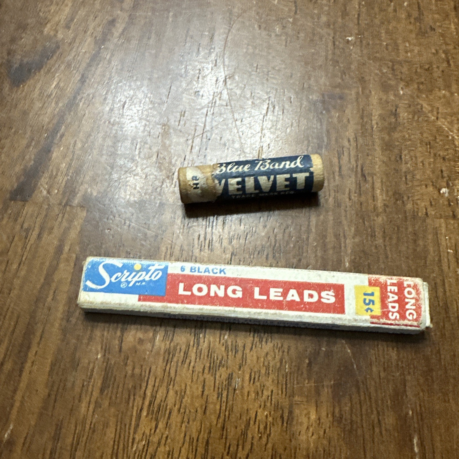 Lot Of Vintage Lead blue band velvet No 37 & Scripting Long Leads