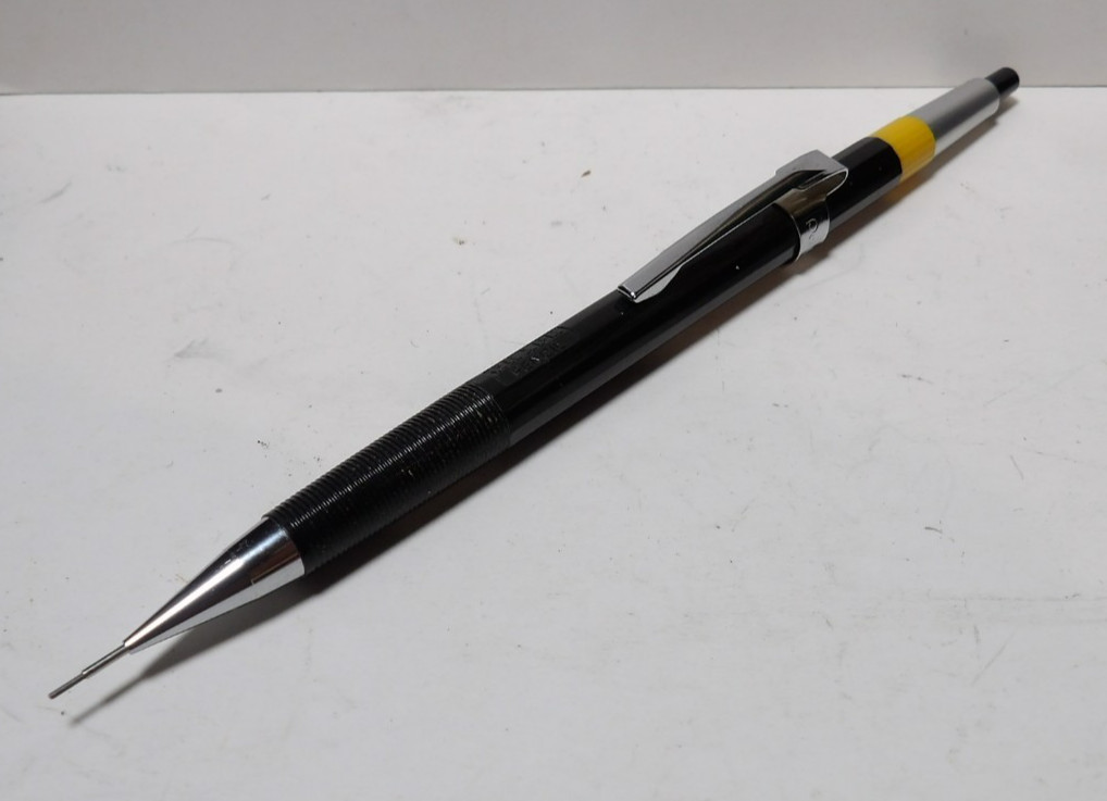 Vintage Pentel Japan 22 Mechanical Graph Pencil 0.5mm HB Drafting