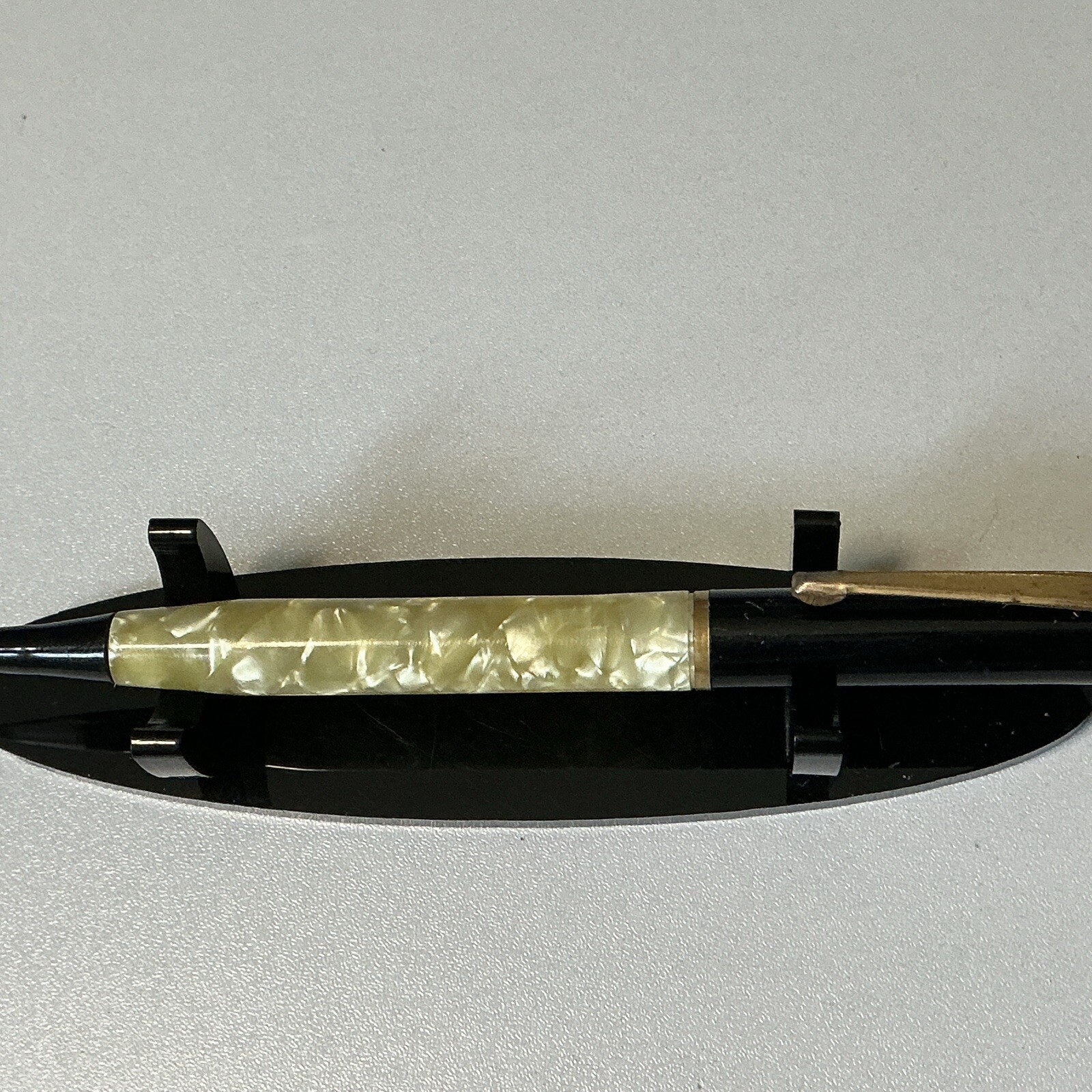 Vintage Mechanical Pencil – Crème Marbling And Black – B138