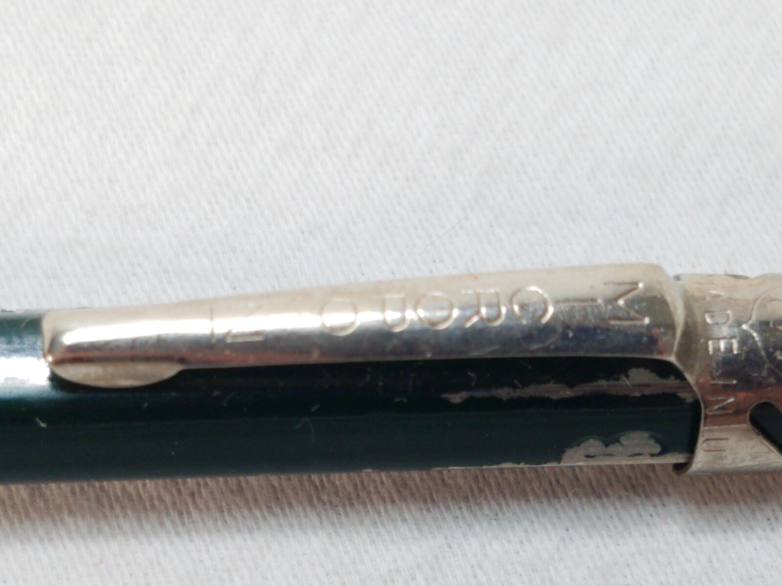 Vintage Venus Drafting Drawing Pencil with Micropoint Clip Green Body