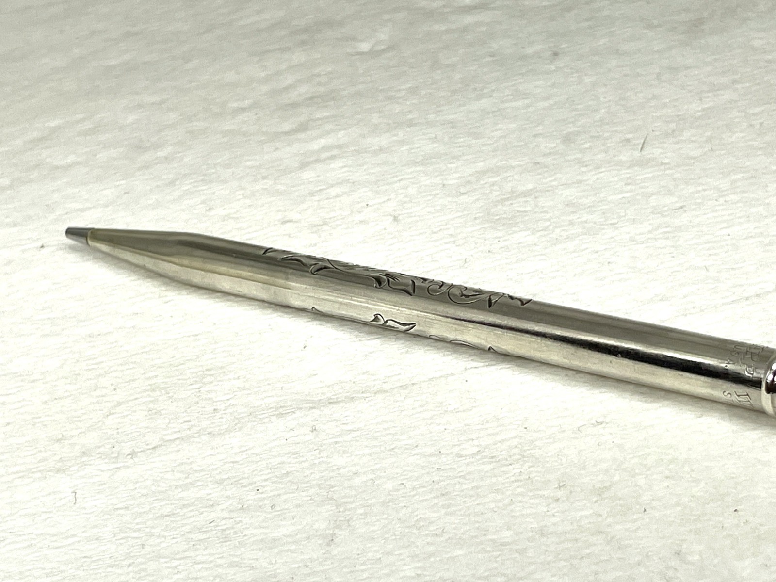 Vintage EVERSHARP Mechanical Pencil ~ STERLING w/Floral Engraving ~ MASONIC Seal