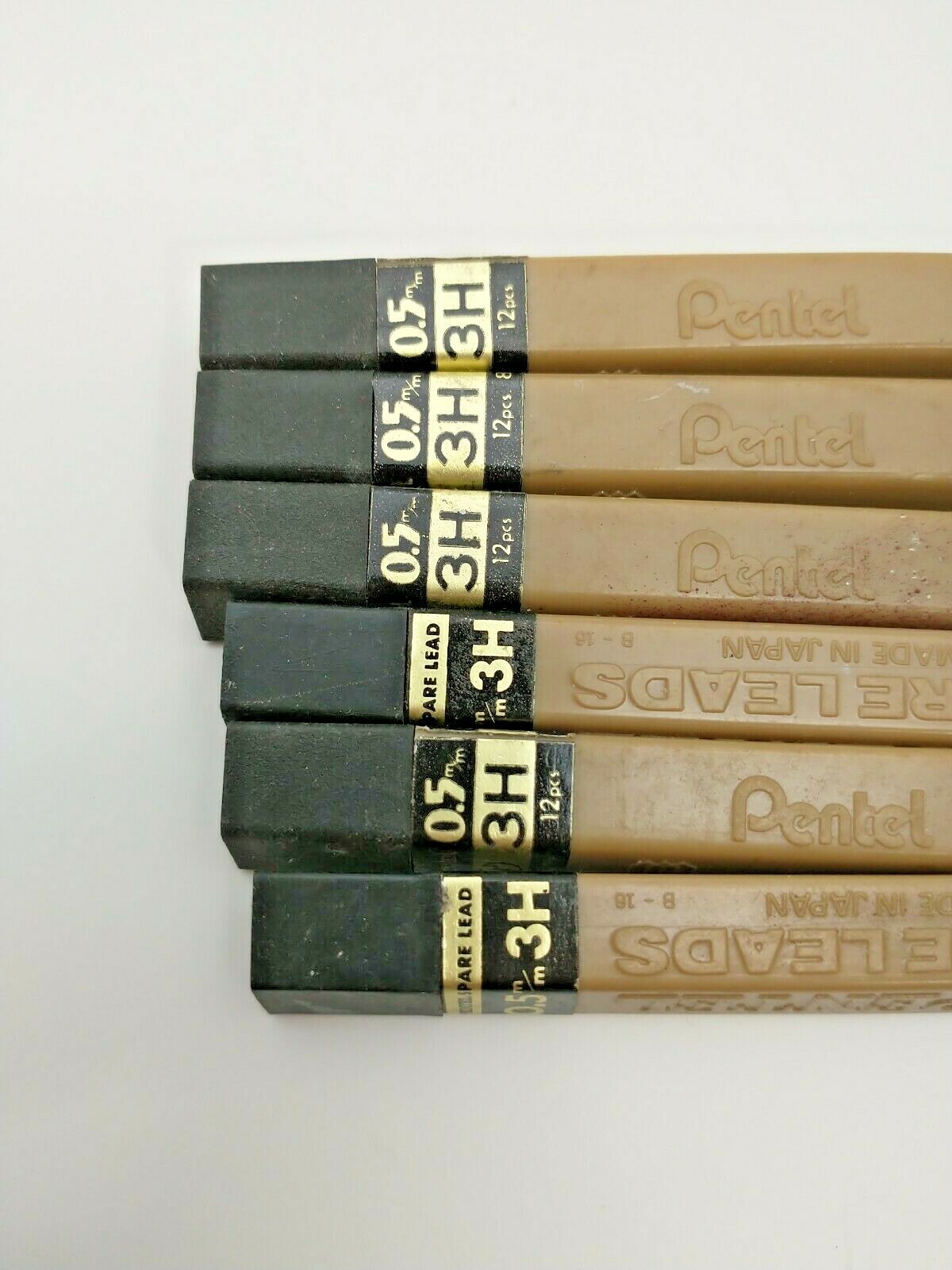 Pentel Hi Polymer Black Lead 0.5mm 3H (60mm) 6 Tubes of 12 Leads Vintage