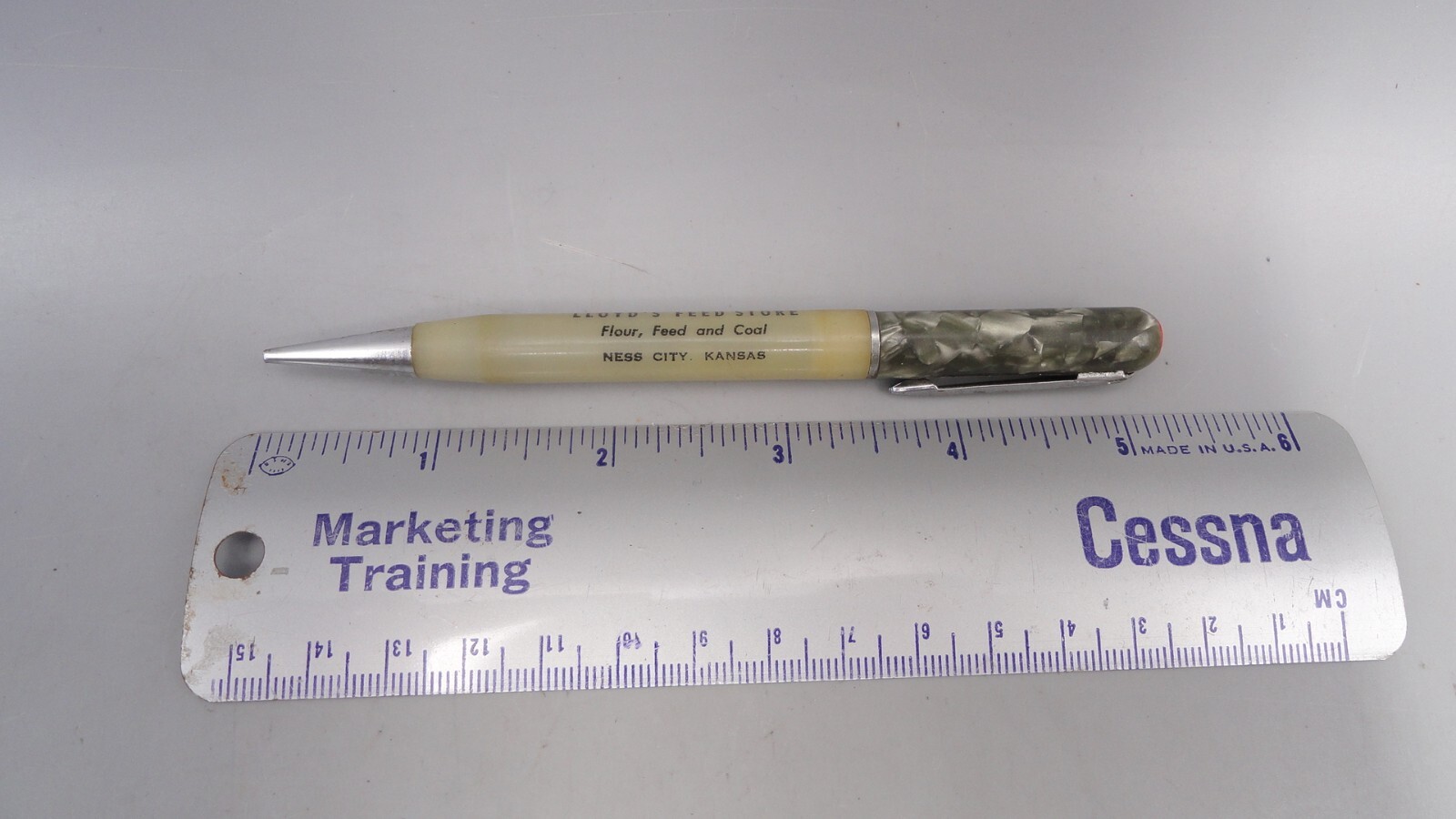 Vintage Lloyd’s Feed Store Coal Ness City, Kansas Mechanical Twist Pencil *READ*
