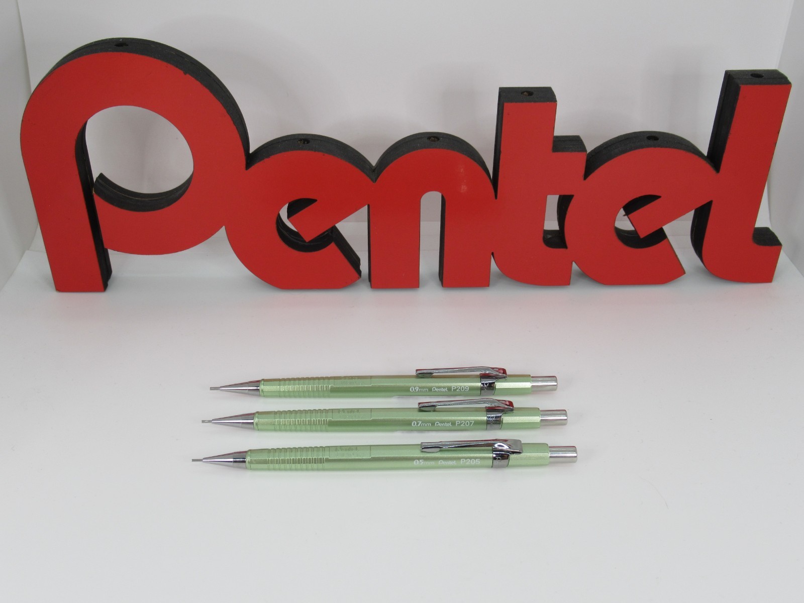 Pentel P200 Collection Metallics – Light Green, Set of 3 (Brazil)