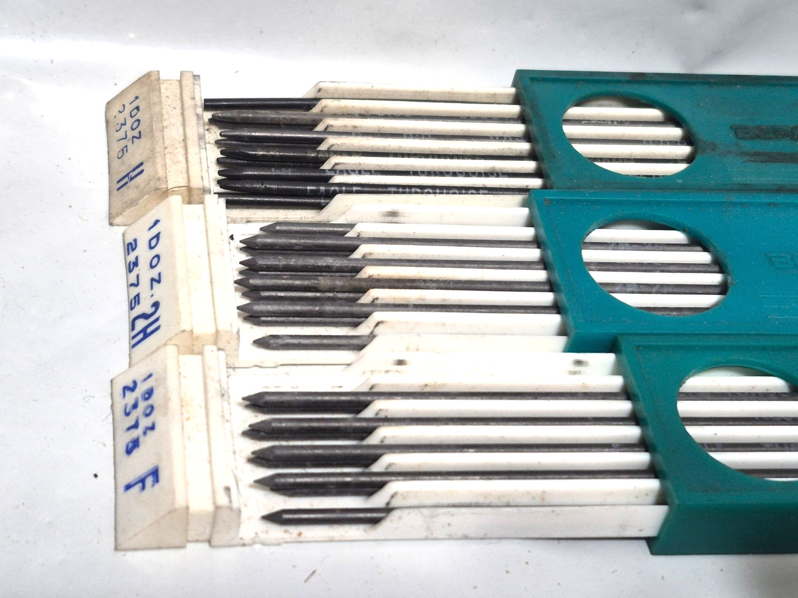 Vintage Turquoise Eagle Drawing Leads Various Carmine Red,HB,2H, H, F
