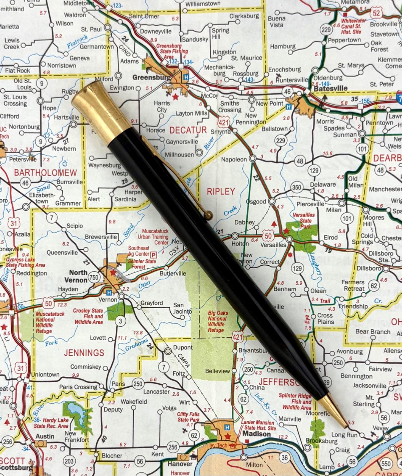 Vintage late 1920s Sheaffer’s Oversize Flat top pencil with gold-filled trim