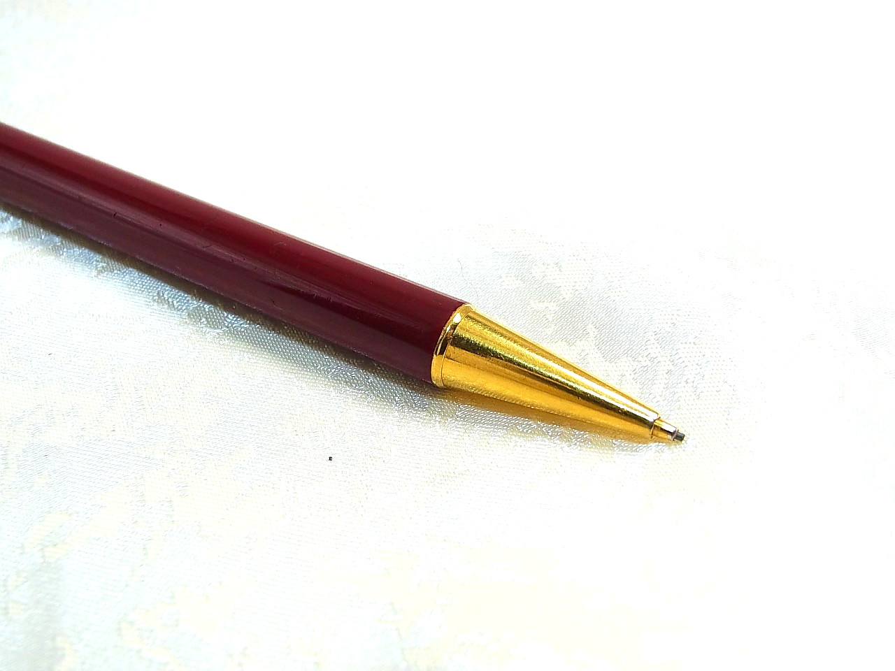 Cartier Must de Mechanical Pencil Click Action Bordeaux Gold with Leather Case