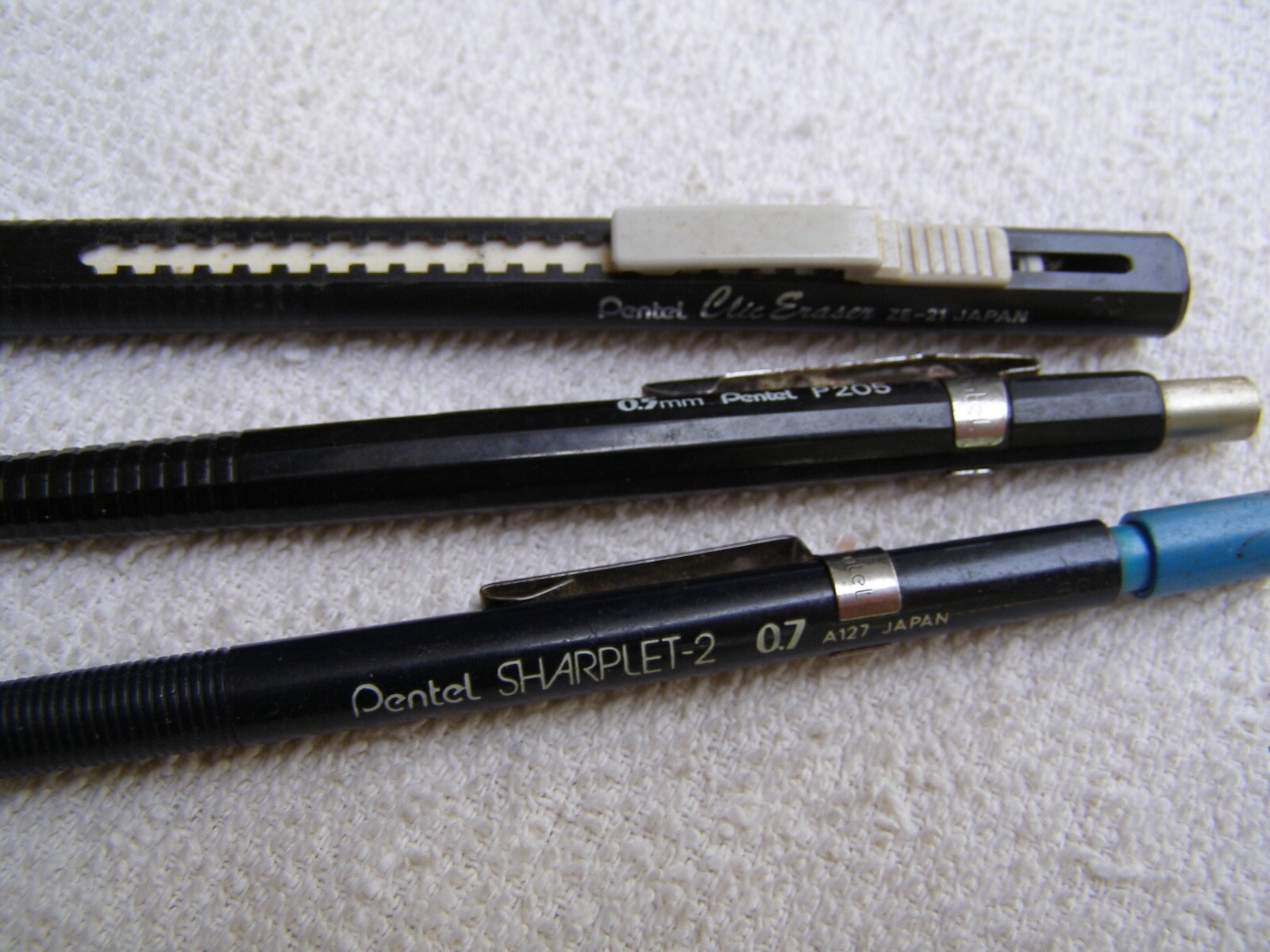 3 Vintage Pentel Pcs 2 Mechanical Pencils Sharplet-2, P205 & Clic Eraser ZE-21