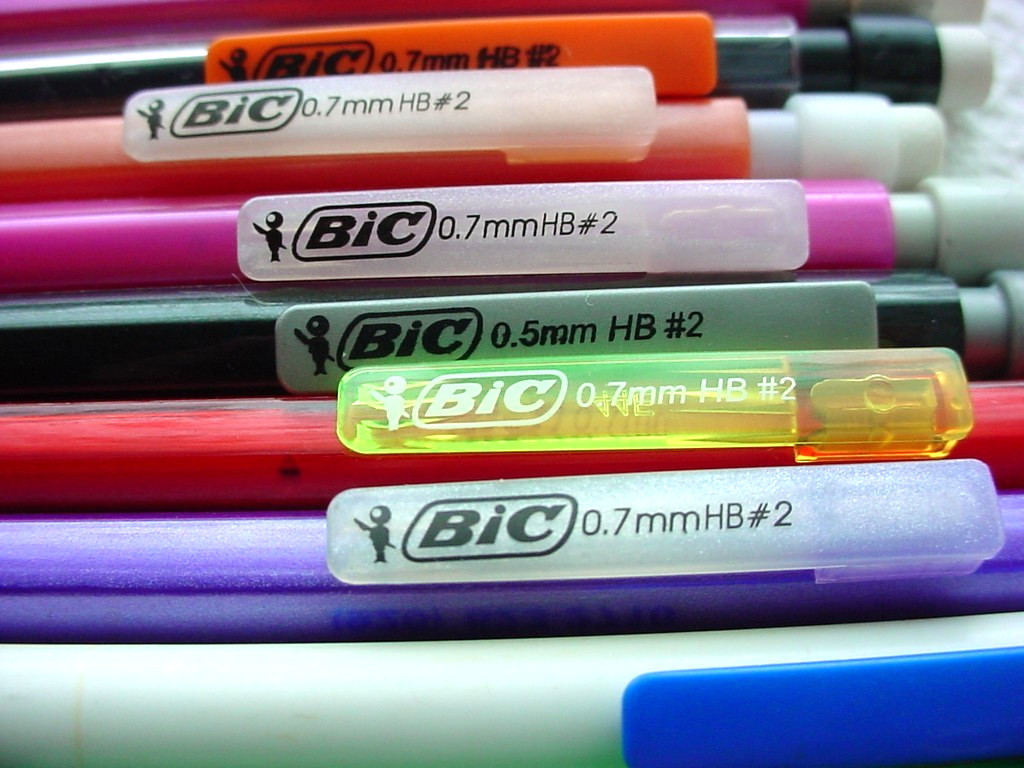 Mechanical Pencil And Refill Leads Mixed Lot JL24726 Bic Pentel Paper Mate