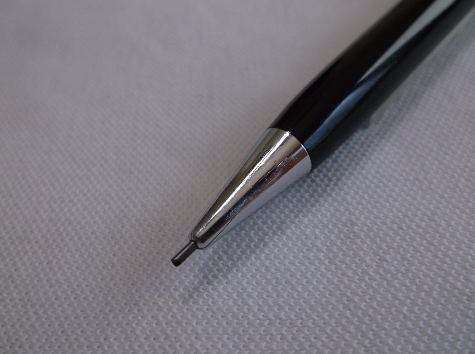 MONTBLANC PIX # 92 BLACK MECHANCIAL PENCIL / 1.18 mm / HARD RUBBER / DRP 569824
