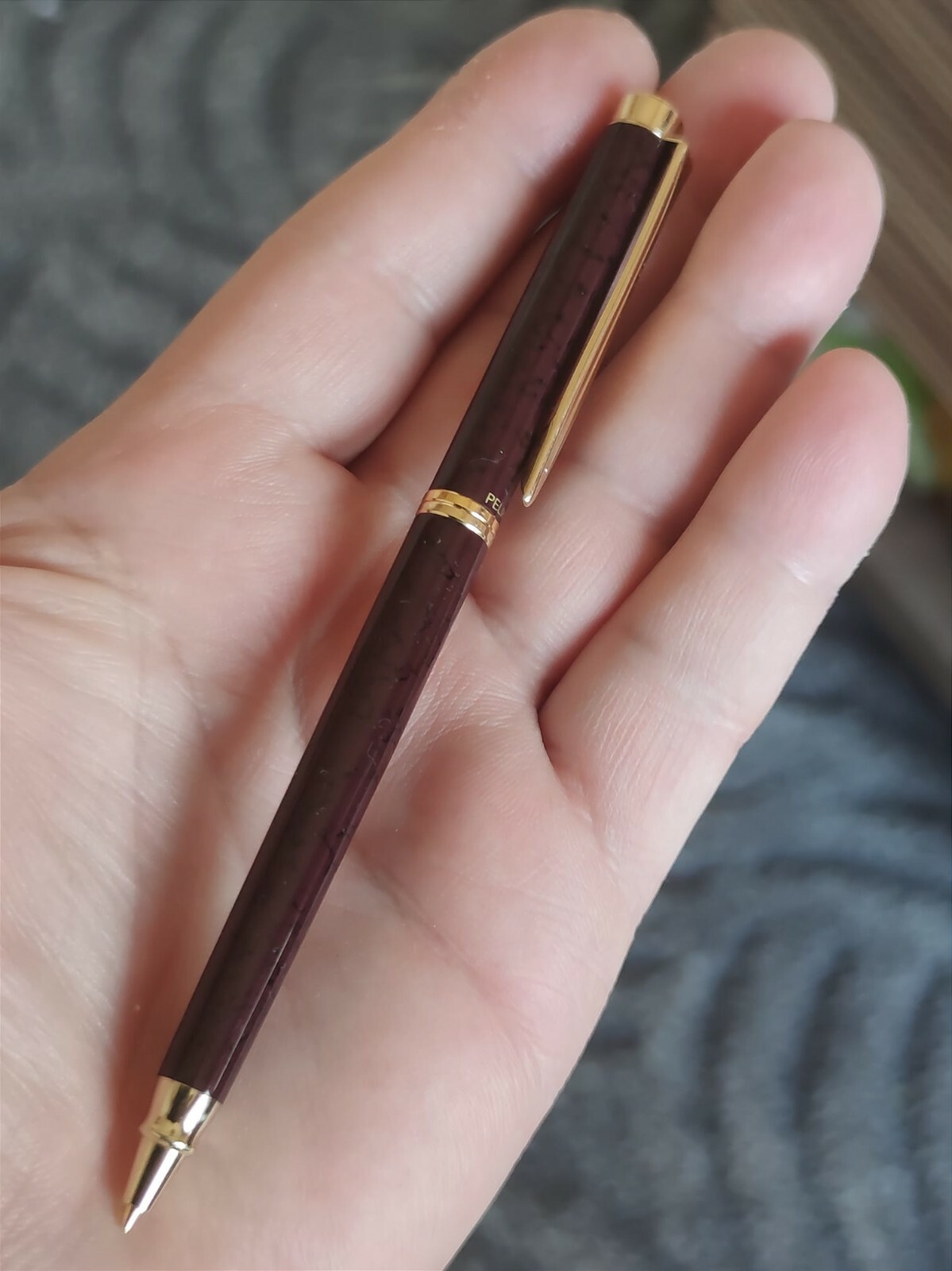 🔴PELIKAN lux 0.5 mm pencil in Maroon marbled & Gold plated New Classic Desig🔴