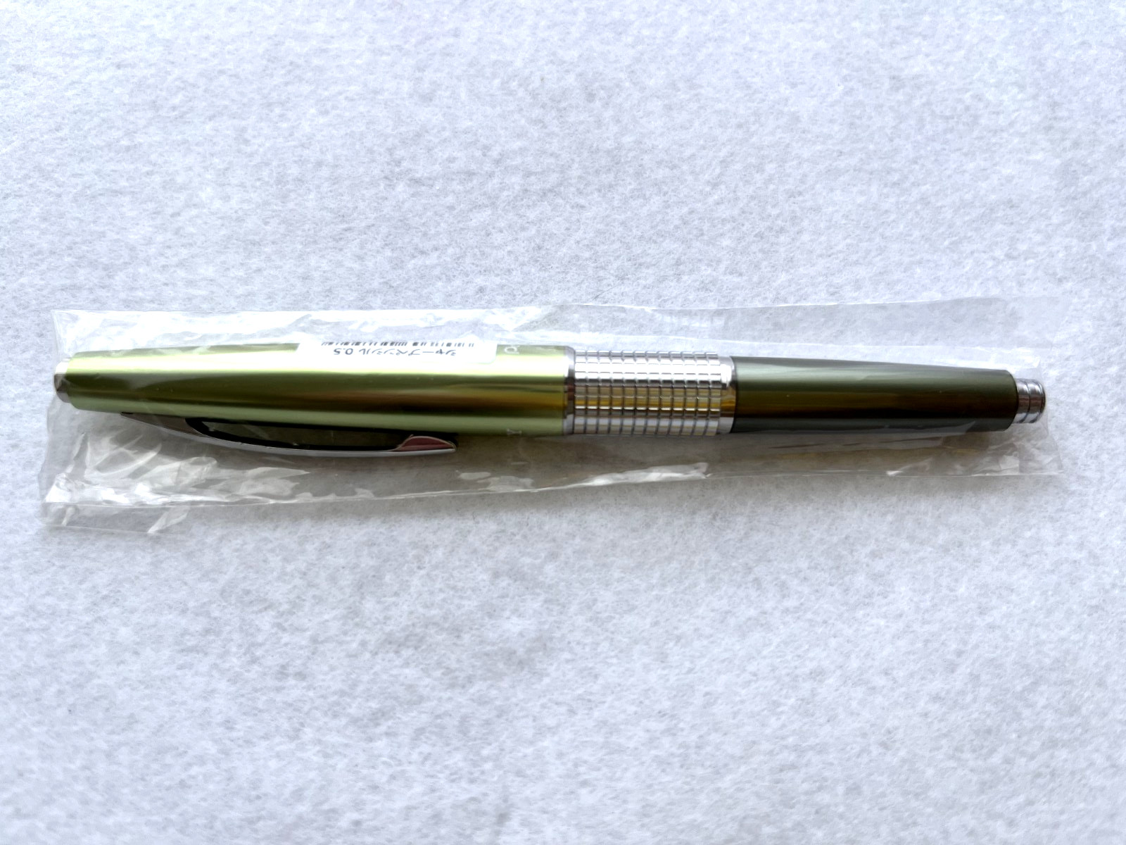 Pentel Kerry Mechanical Pencil 0.5 mm Olive Green Body With Cap cool Gift