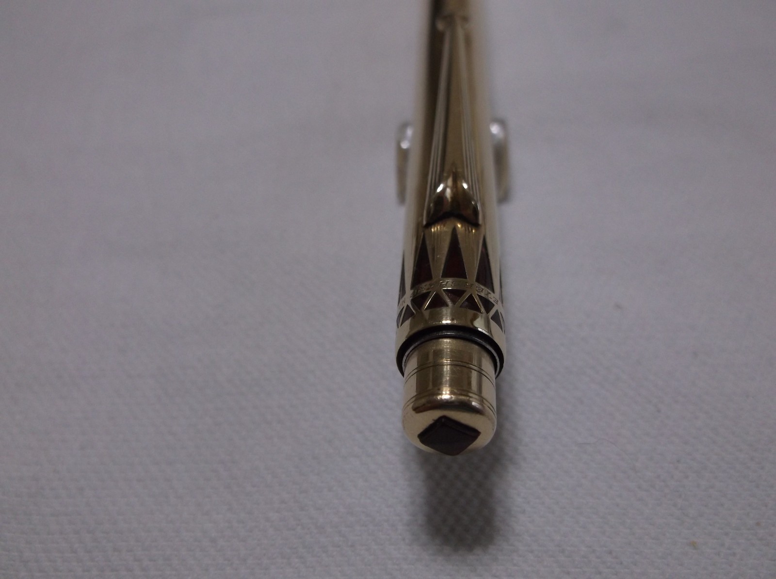 VINTAGE WAHL-EVERSHARP CORONET GOLD FILLED MECHANCIAL PENCI L / 1.18 mm LEAD