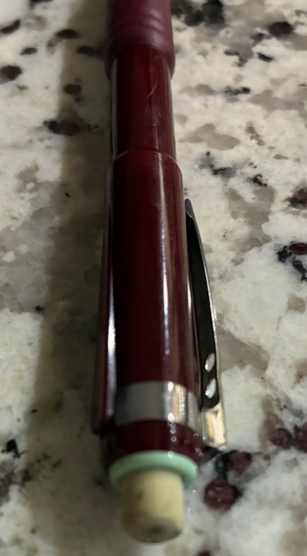 Pentel Mechanical Pencil QE517 Japan Burgundy 0.7 Twist-Erase Metal Tip VTG Rare