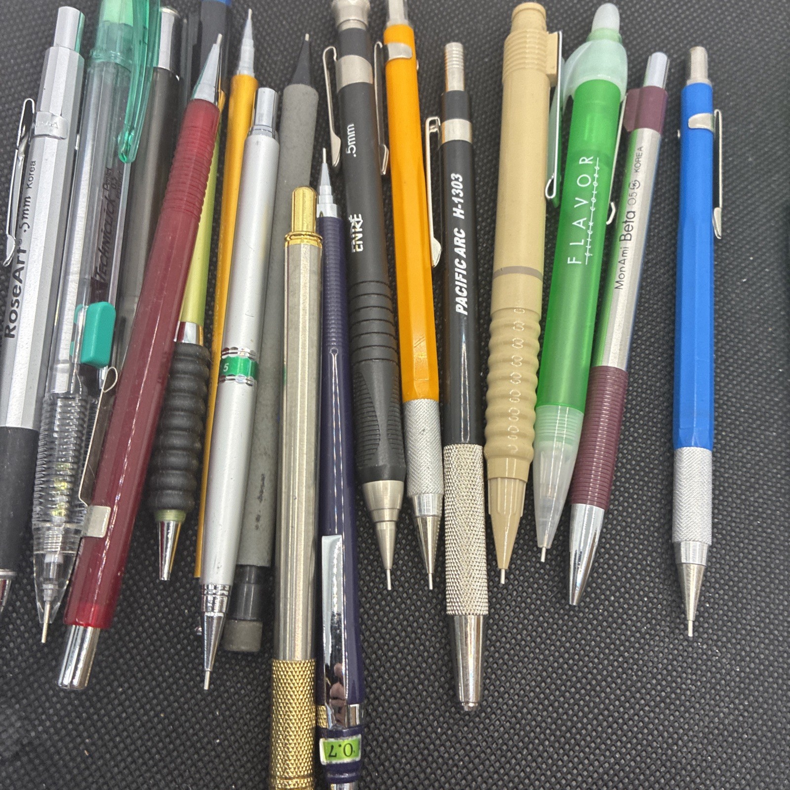 20 Mechanical Pencils Vintage Used Lot #107 LOCAAA