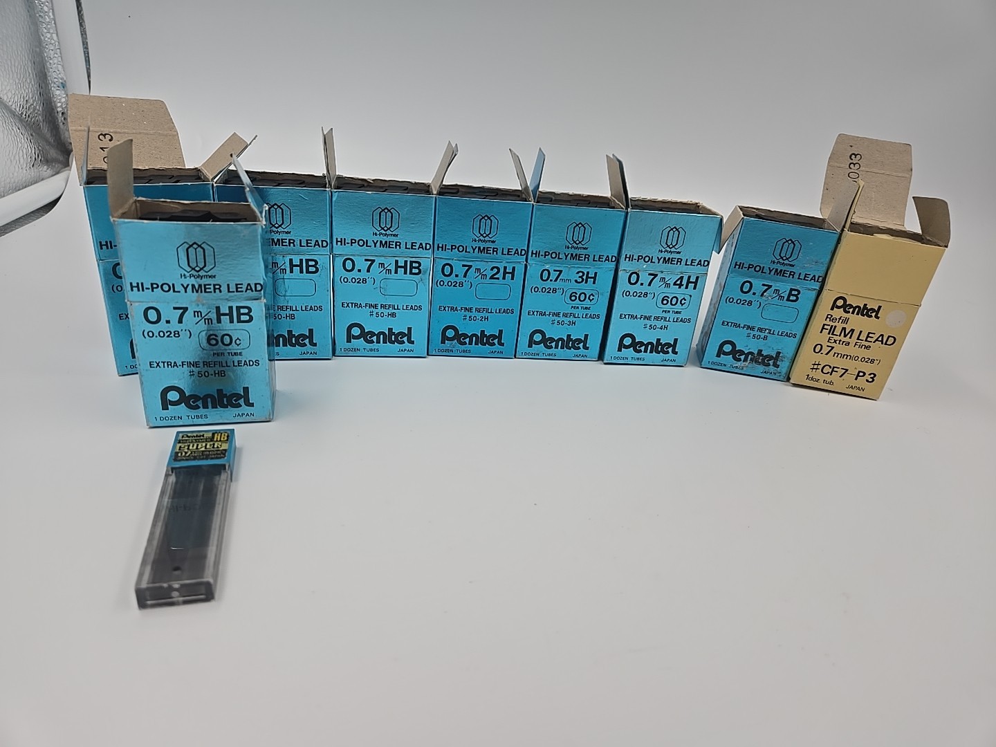 VTG Pentel Mechanical Pencil Refill Lead 92 TUBE .7mm Various Type Made In Japan