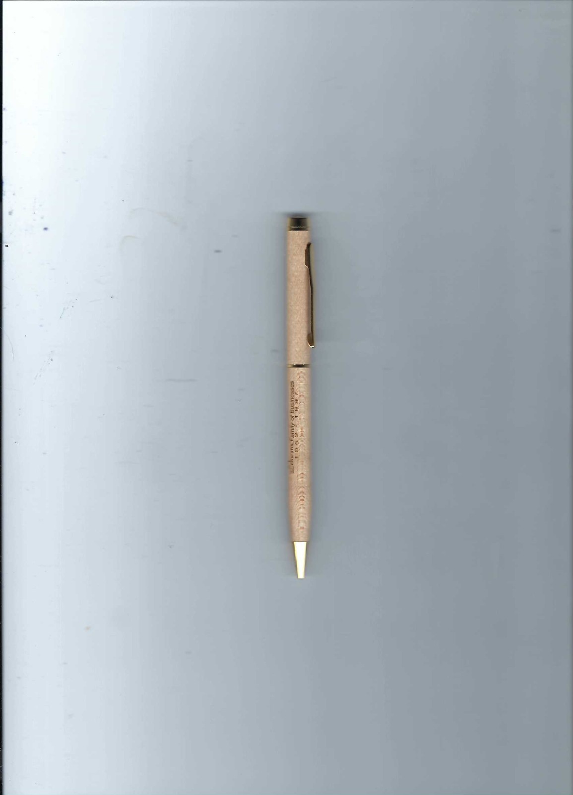 Vintage Unbranded Handmade Light Wood W/Gold Trim 0.9 mm Twist Pencil W/ Adv.
