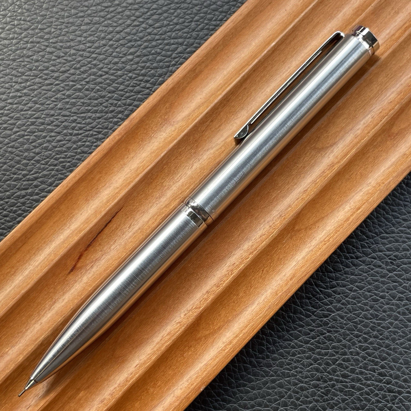 Kokuyo Mechanical Pencil PS-100 Body Knock Stainless Steel 0.5 mm Made in Japan