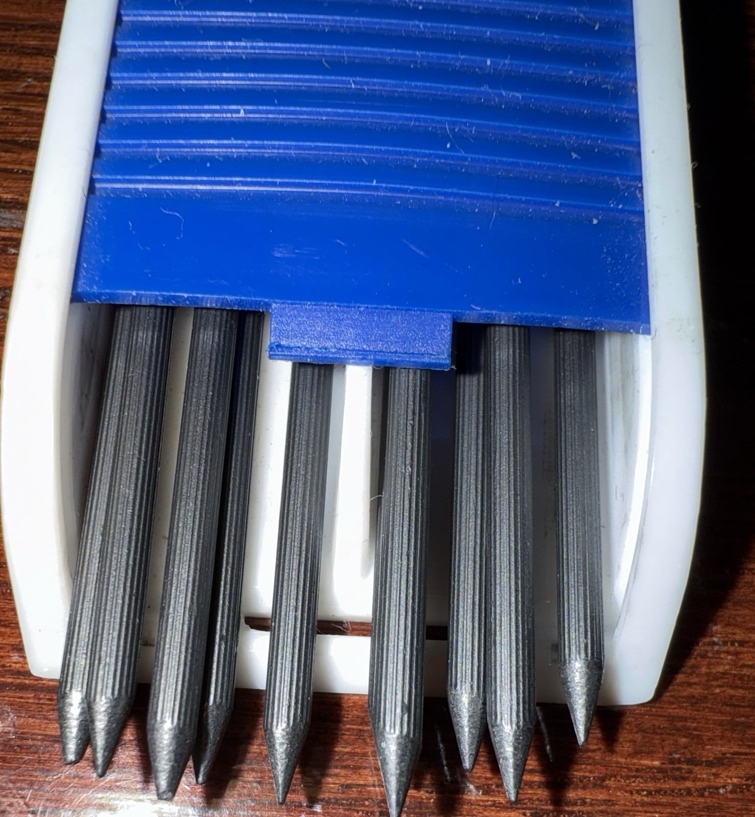Vtg Staedtler Mars Lumograph #200 2H Drawing Pencil Leads Minen of Box Of 10
