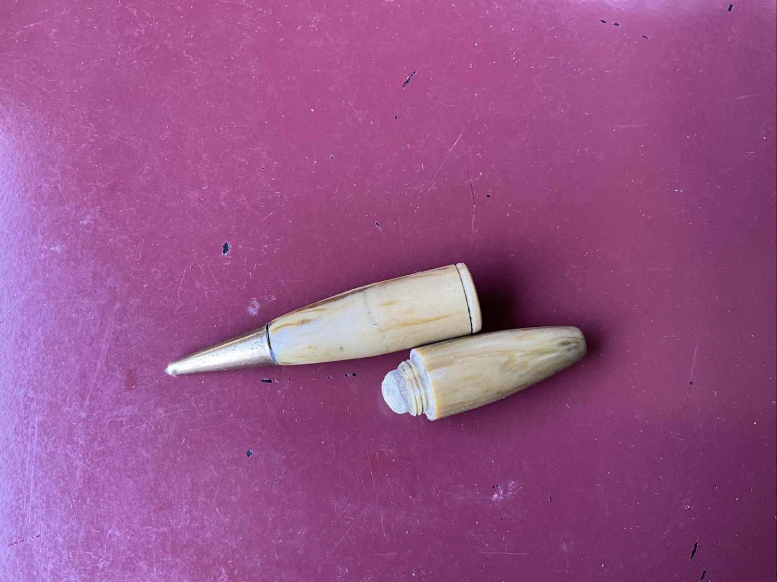 VINTAGE UNBRANDED MECHANICAL PENCIL WITH ERASER, WORKS. 3 1/8 INCHES (S1296).