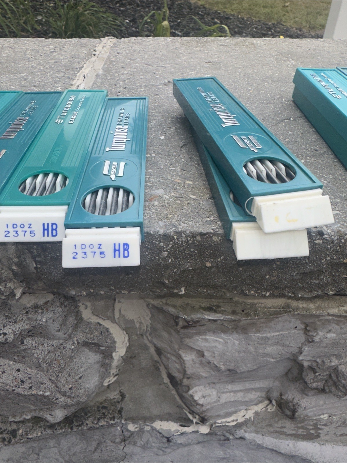 Vintage Lot Turquoise Eagle Drawing Leads 2375 4h 2h Hb 3h