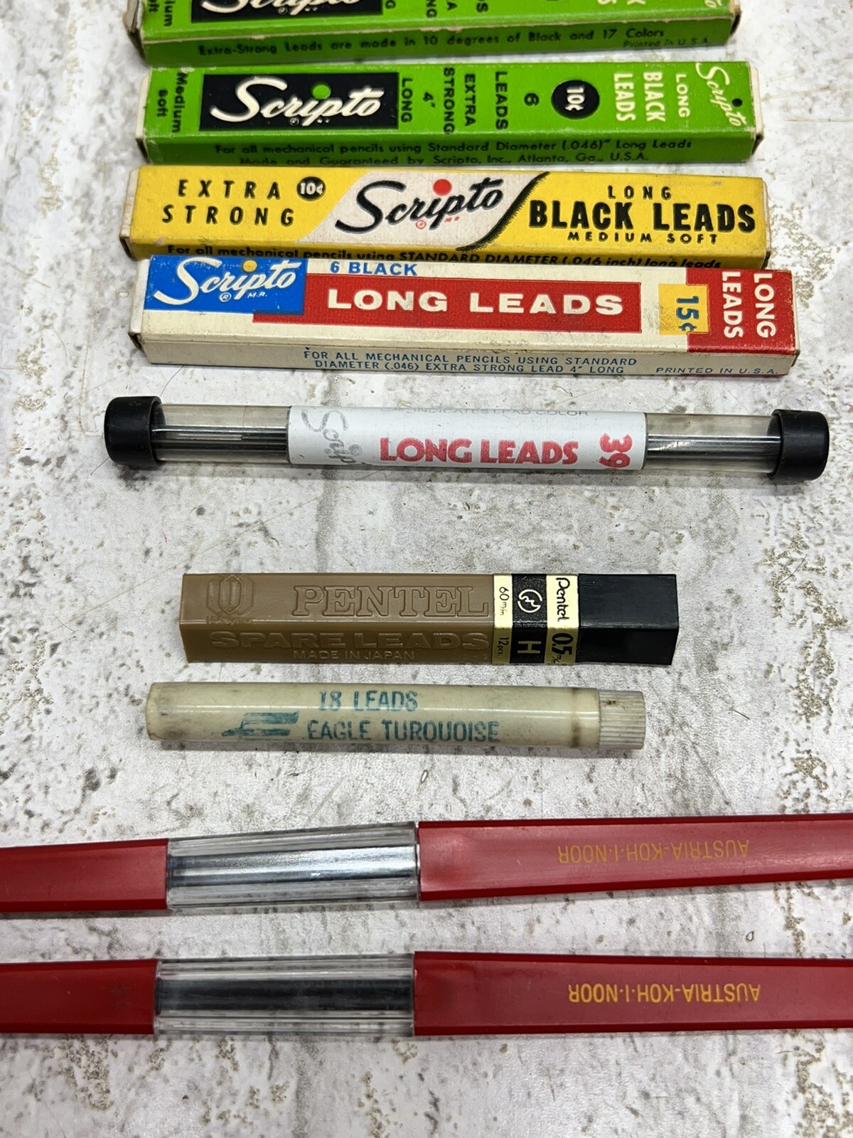 MIXED LOT VINTAGE DRAWING Drafting LEADS ,Eagle(1) ,Pentel Koh-I-noor, Scripto