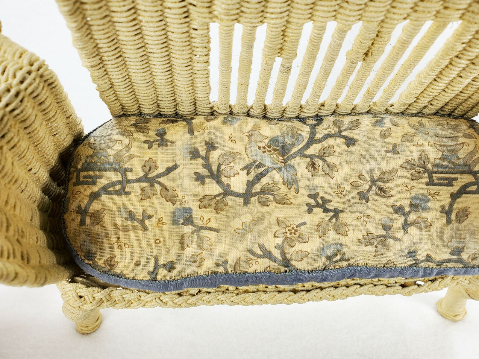 ANTIQUE 4 Pieces Handmade Wicker Wire Doll House Furniture – Dewey Estate Mass.