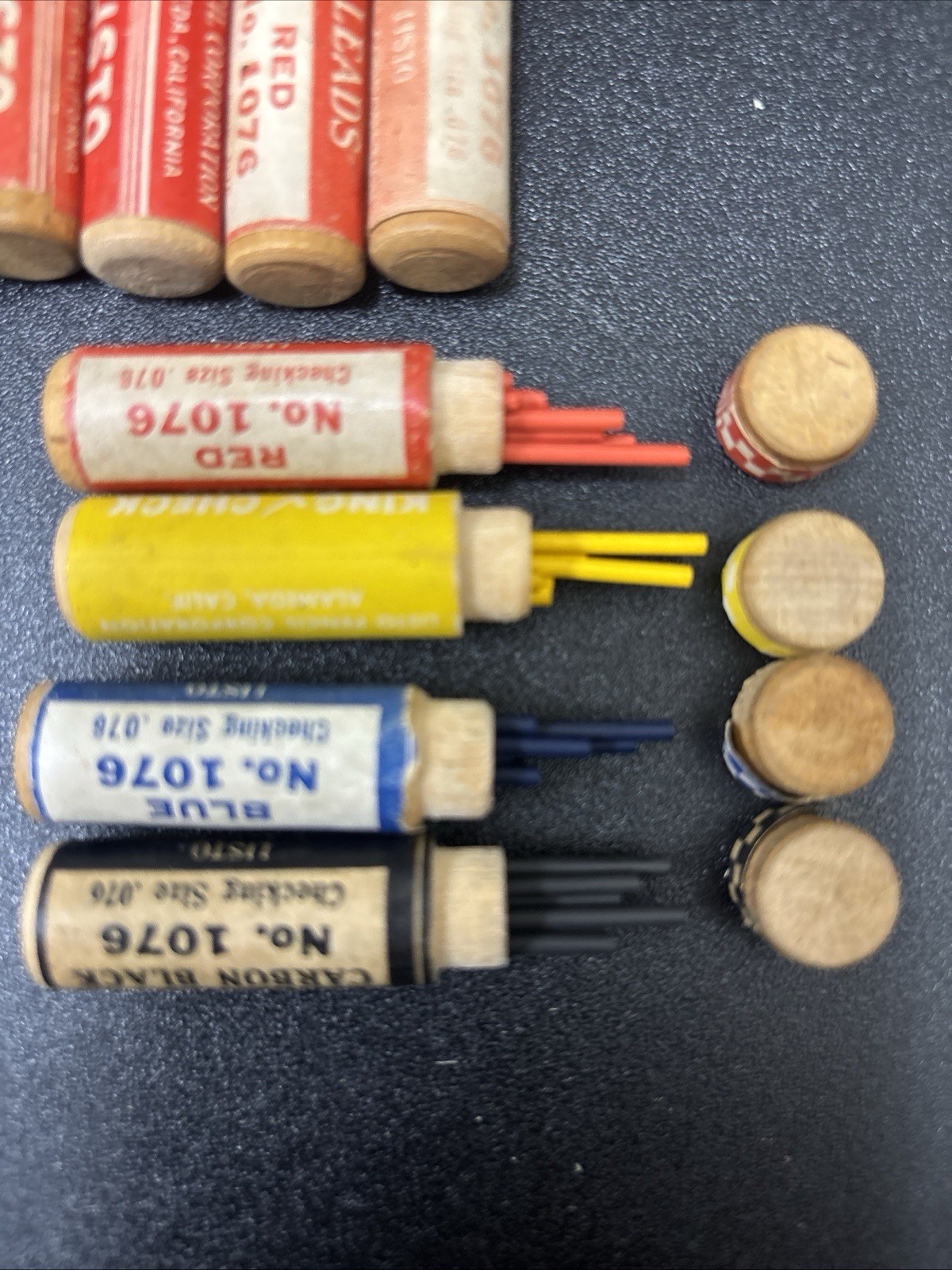 Vintage Listo Leads – Red, Black, Blue & Yellow – 16 Tube Lot