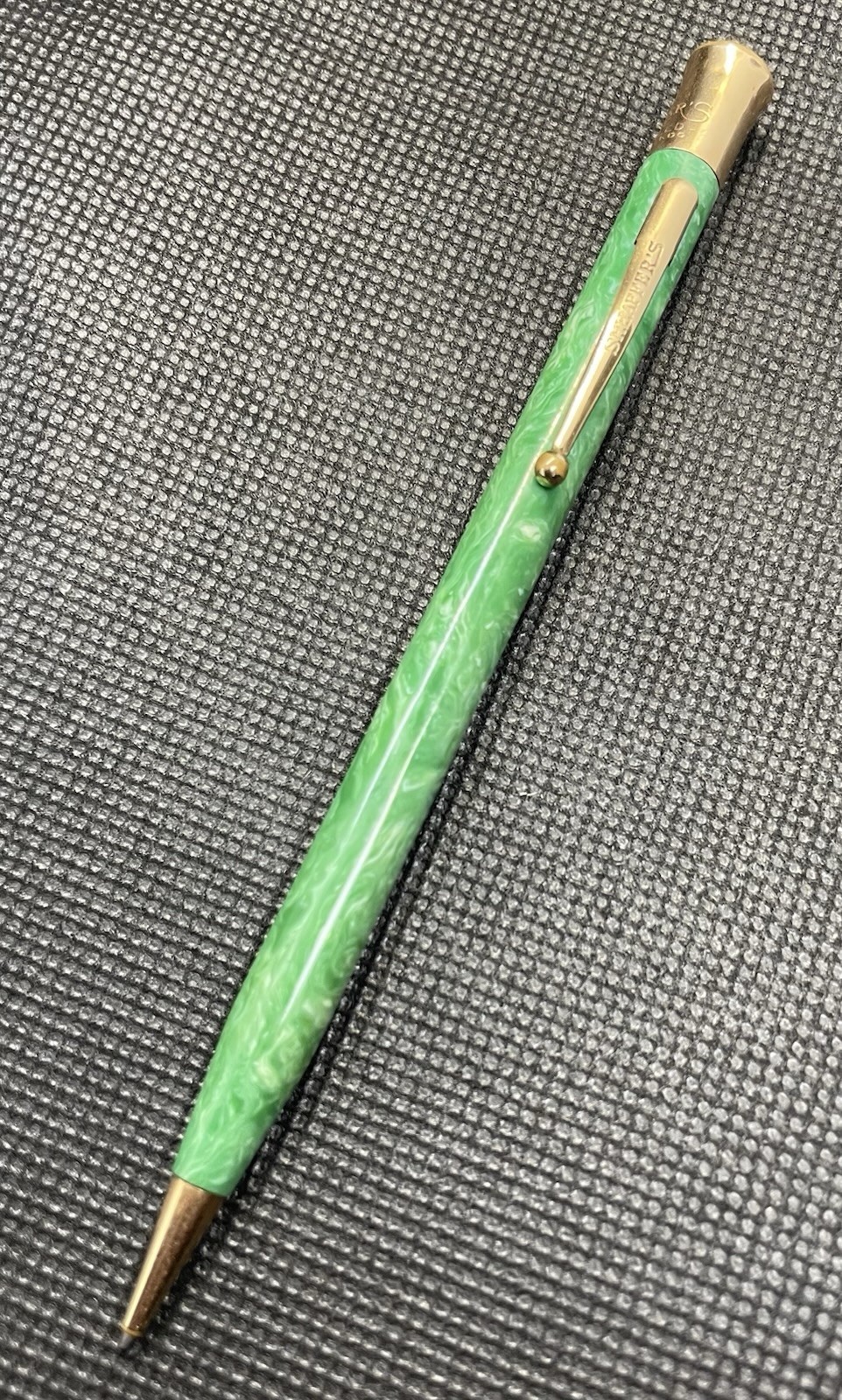 Sheaffer Lifetime Thin Jade Green w/Gold Trim 1.1mm Pencil – 1920’s