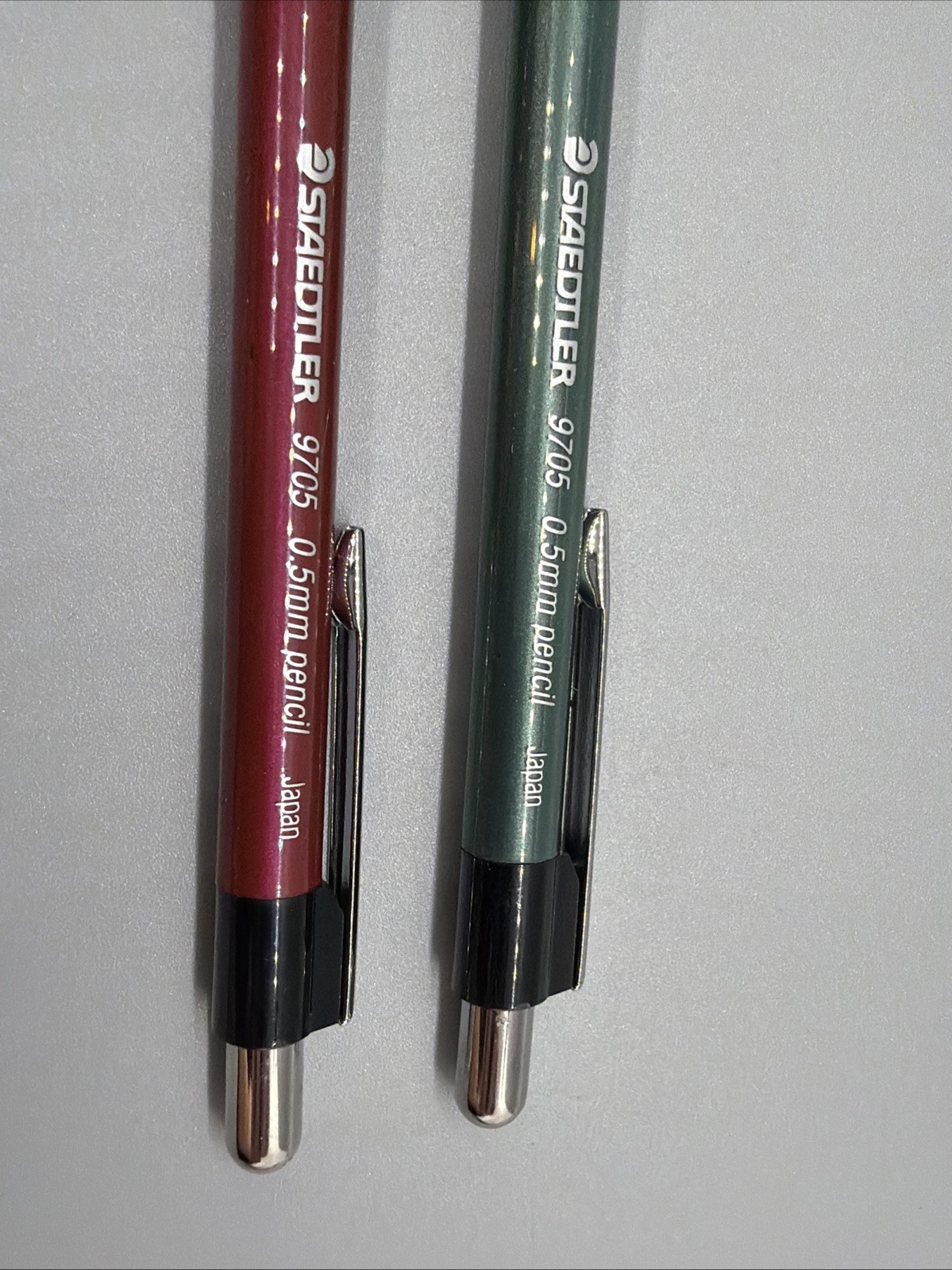 2 Staedtler Elite Fineline Automatic Pencil 0.5 mm Maroon & Green Barrel #9705