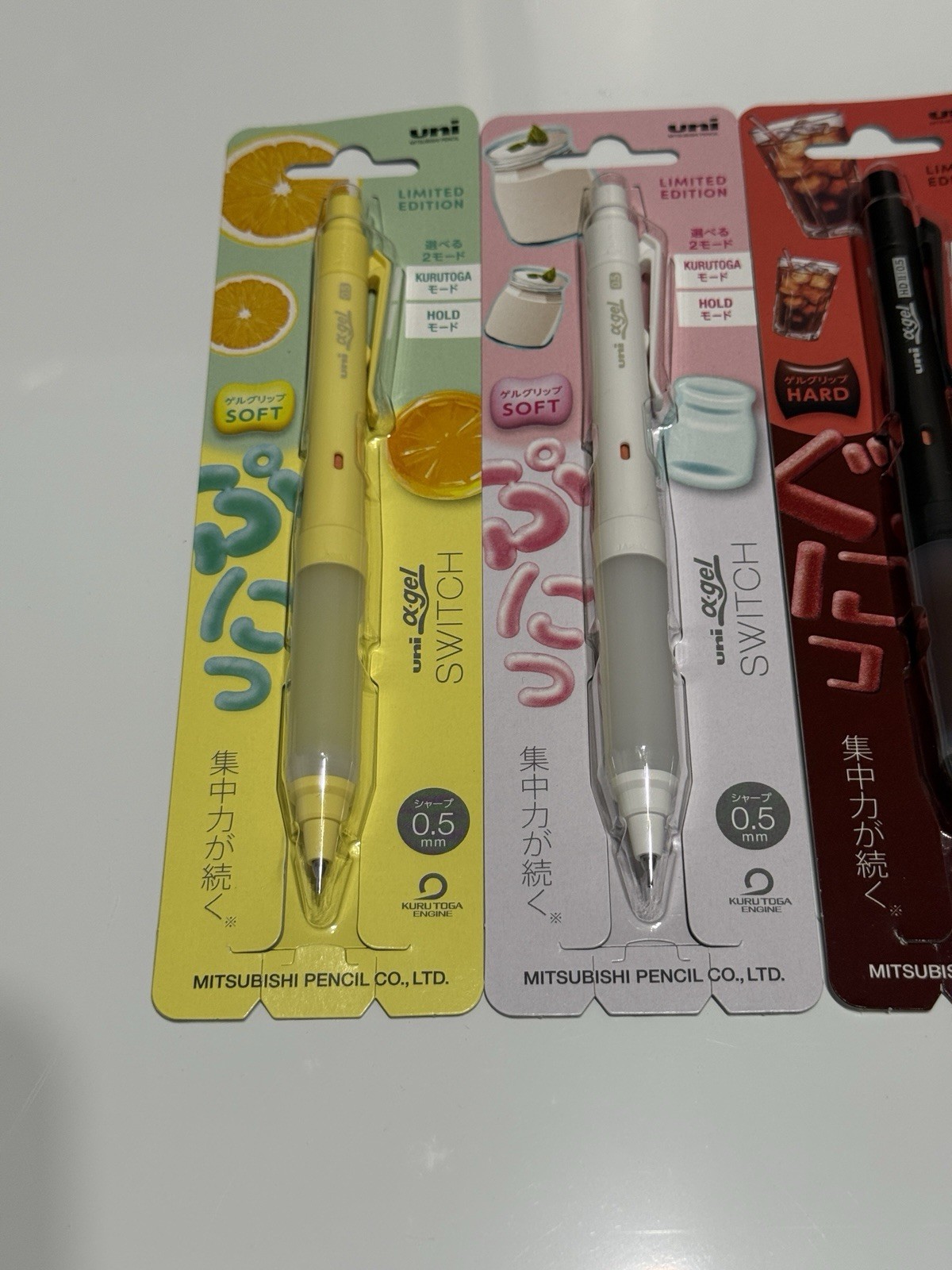 Uni Alpha Gel Mechanical pencil Set Of 4 Kuru Toga System Japan 0.5mm Limited。