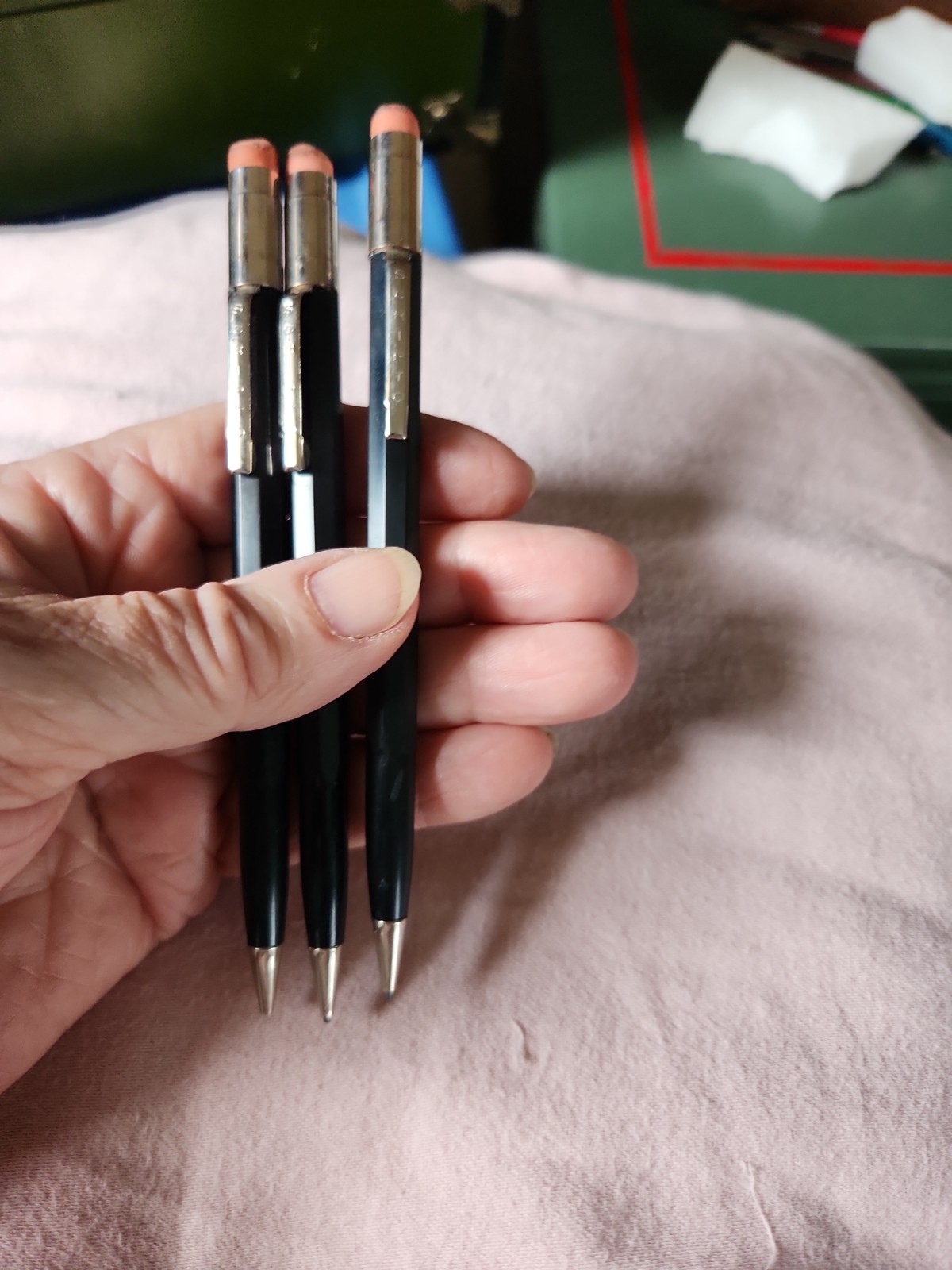 Vintage Autopoint Mechanical Pencil Black, 0.9mm Lead, Very Good Condition.