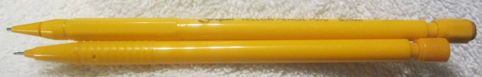 2 lot, YELLOW PENCIL SCRIPTO MECHANICAL 0.7mm,1 P570 VTG lot
