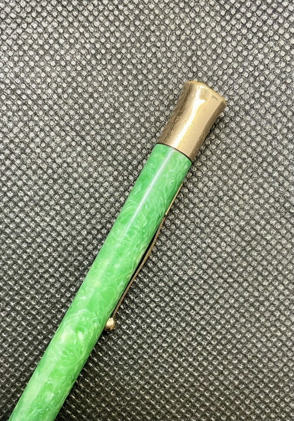 Sheaffer Lifetime Thin Jade Green w/Gold Trim 1.1mm Pencil – 1920’s
