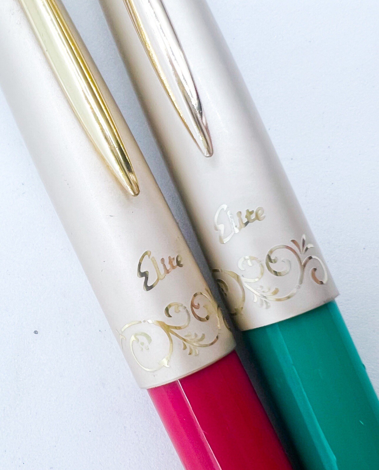 NOS pilot elite Flower Mechanical Pencil 2pcs Set Green Pink Fully Functional