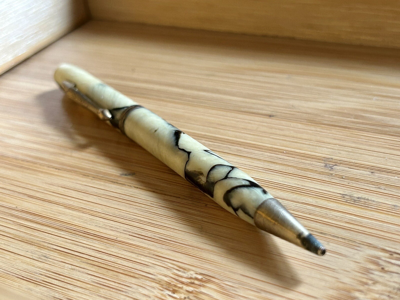 Wearever Mechanical Pencil Marbled Bakelite fountain pen lot of 3