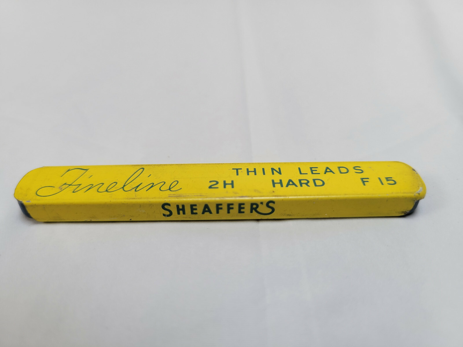 Sheaffer’s Fineline 2H Hard – F 15 Thin Leads Per Tube – Vintage