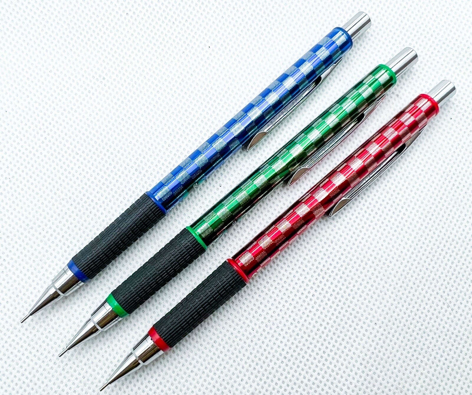 NOS Ohto gripper 3pcs Mechanical Pencil 0.5mm metal barrel with rubber grip