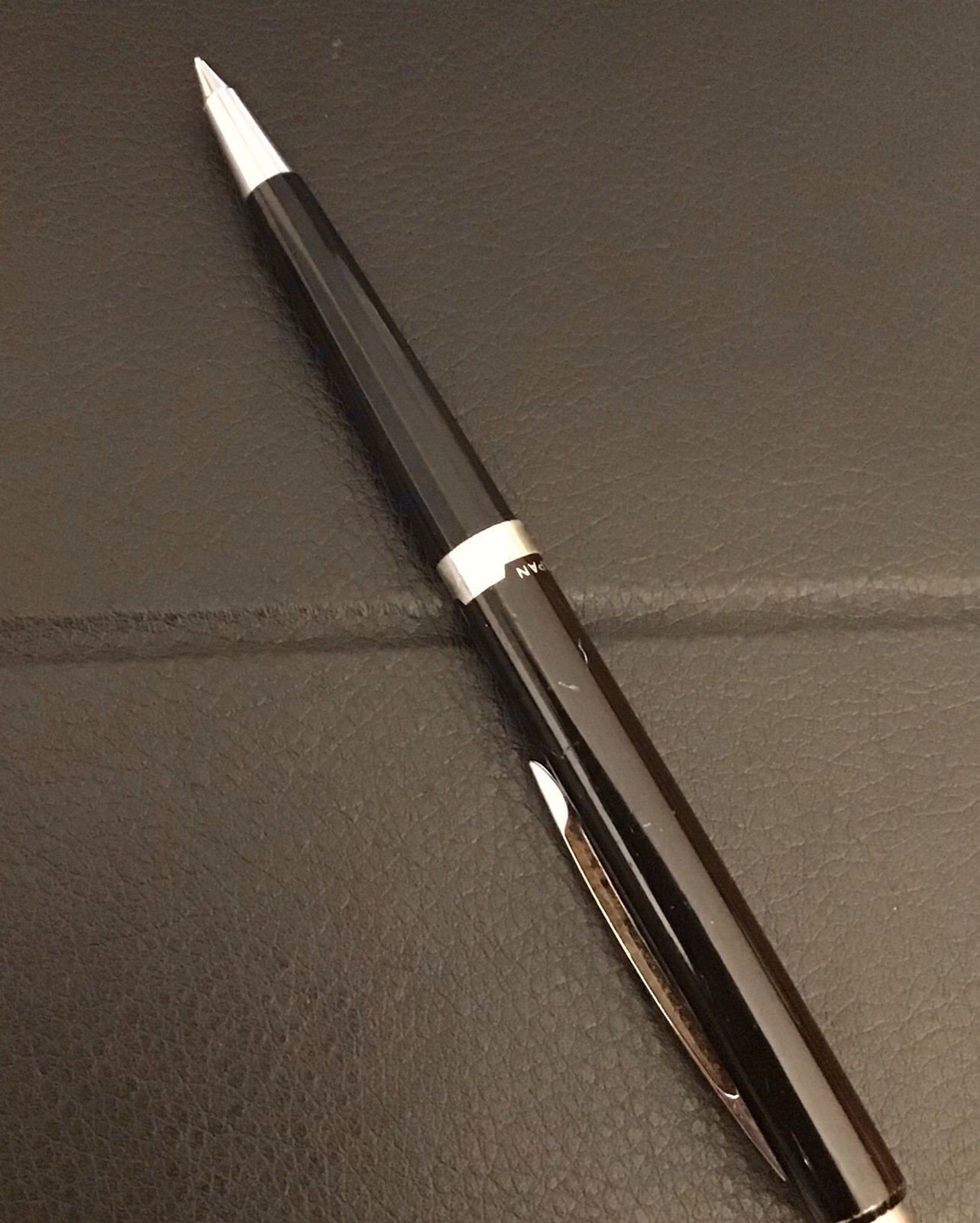 Pentel 5 Mechanical Pencil 0.5 mm Ribbed Plastic Barrel Japan (used) w 3 lead