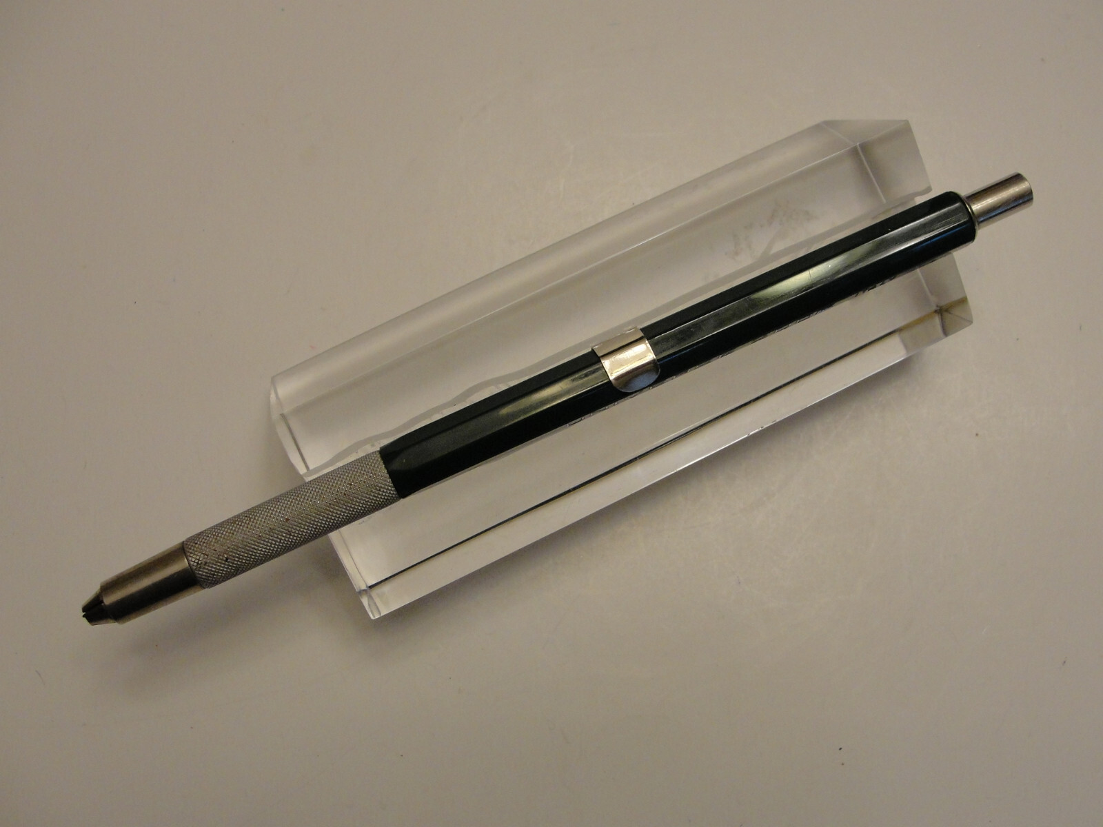 Universe 200P Green Mechanical Pencil Clutch Lead Holder w/ H Sliding Sleeve