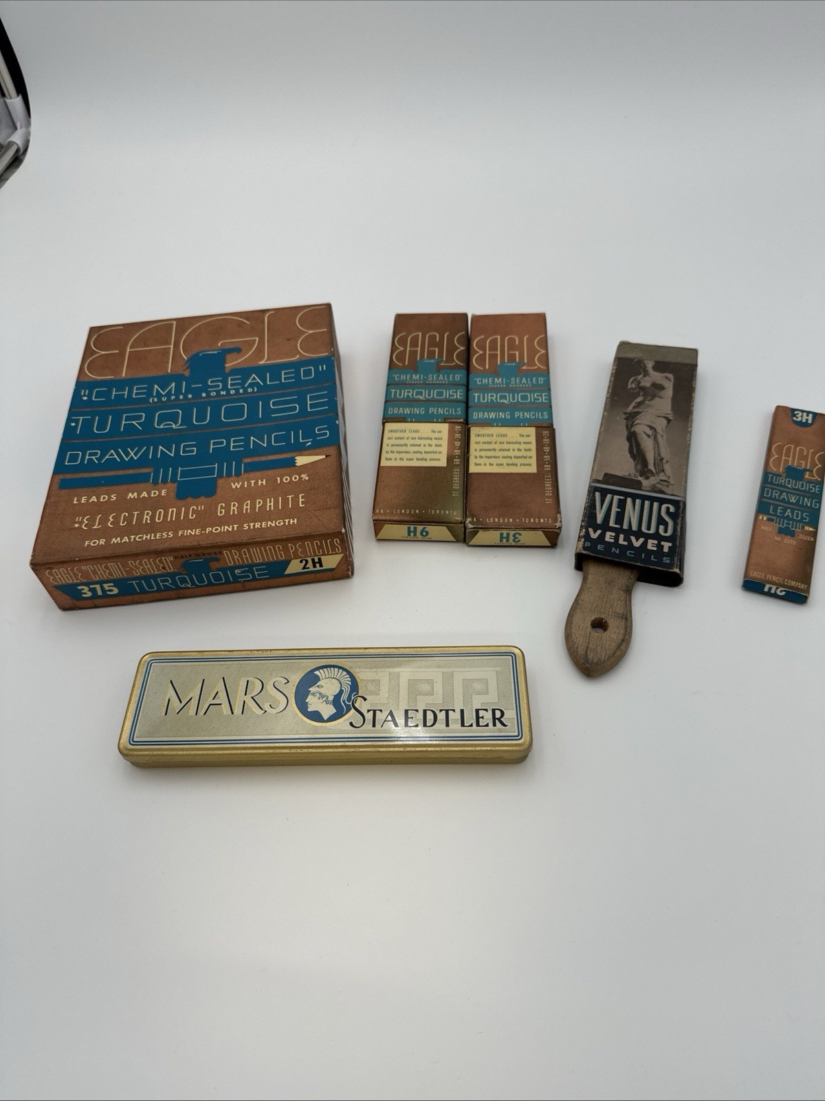 Vintage lot Staedtler Mars Lumograph Pencil Original Tin & Eagle Chemi-Sealed