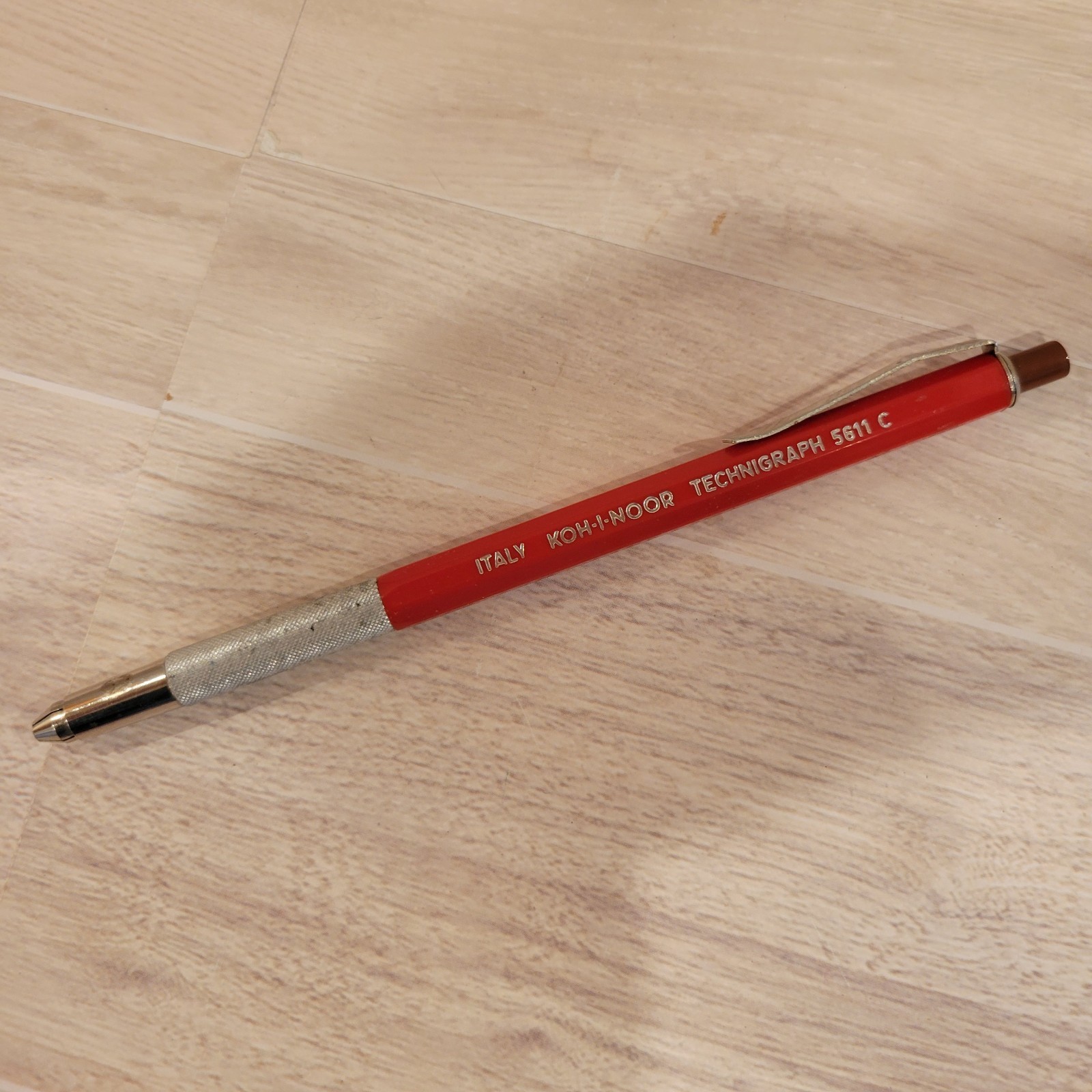 Vintage Koh-I-Noor Technigraph 5611 C Lead Holder Red Made in Italy With 1 Lead