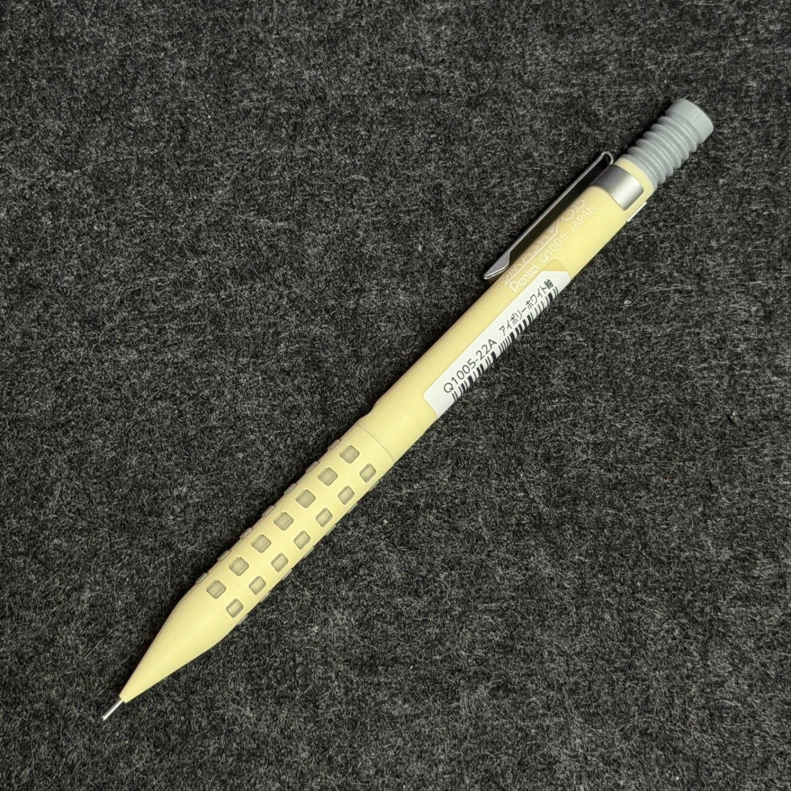 Pentel Smash Amazon Limited Ivory White 0.5mm Q1005-22A Pencil Clear Grip New