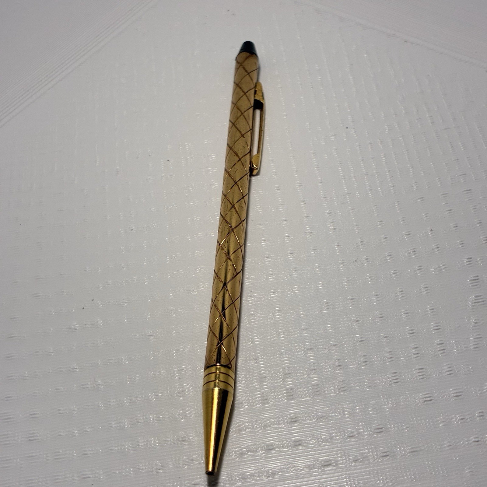 Vintage 1920s Pereline USA Gold Tone Diamond Pattern Mechanical Pencil Works