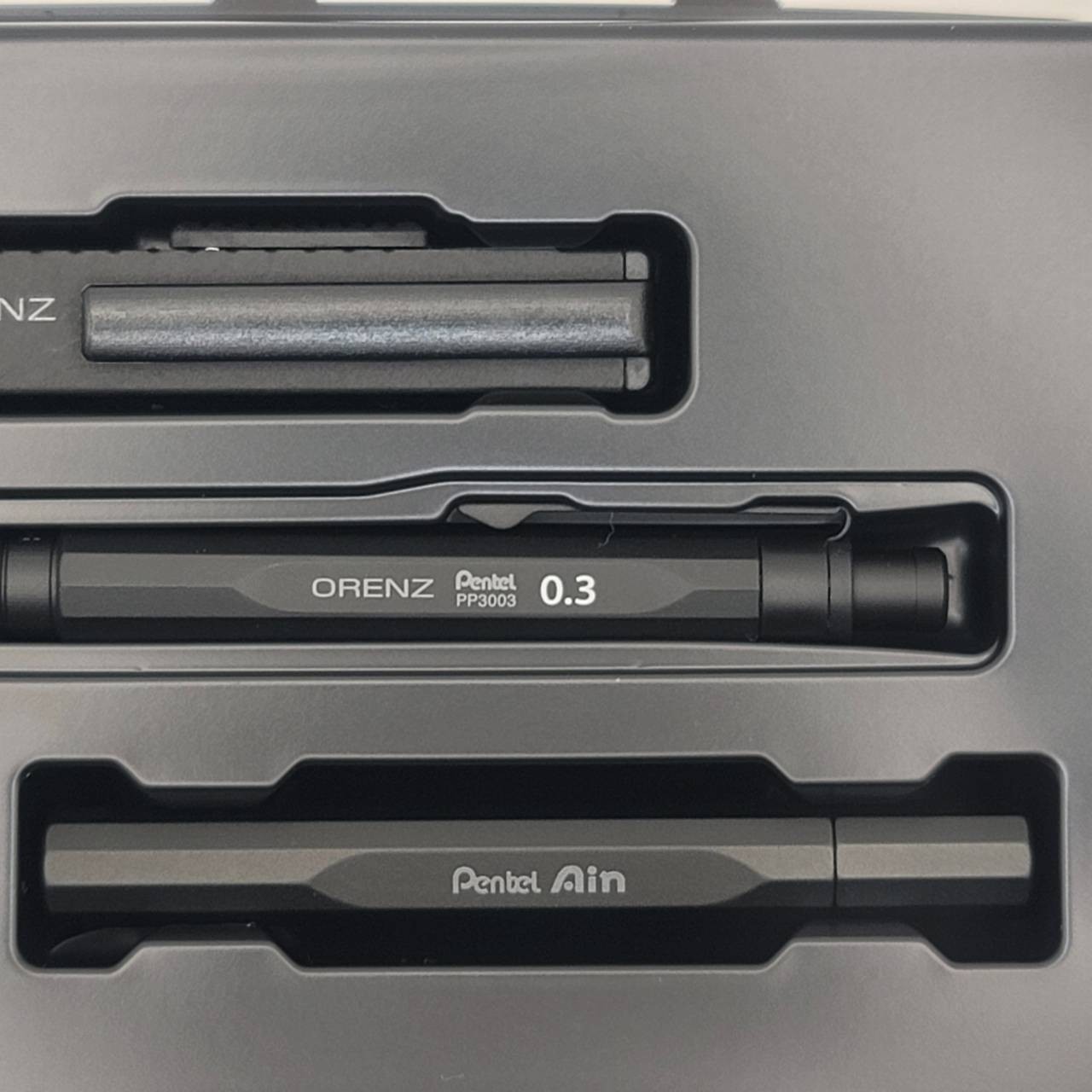 Pentel ORENZNERO LIMITED SET mechanical pencil Exclusive Black color 0.3ｍｍ