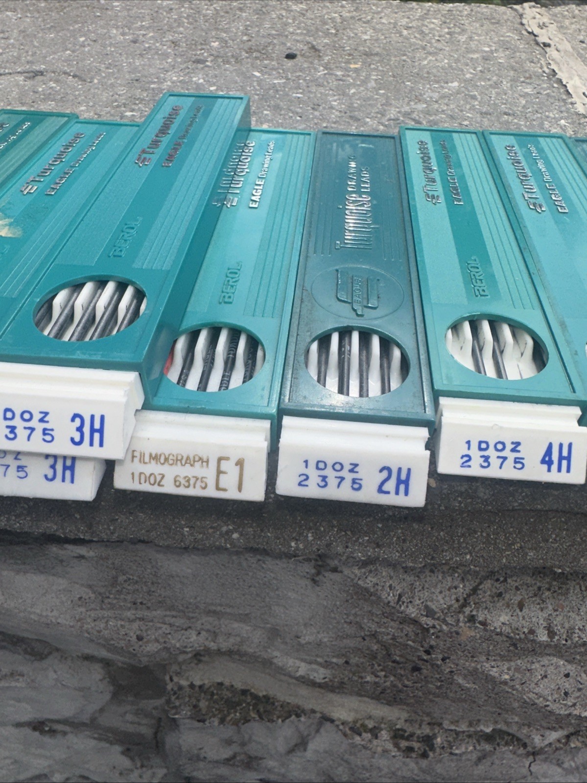 Vintage Lot Turquoise Eagle Drawing Leads 2375 4h 2h Hb 3h