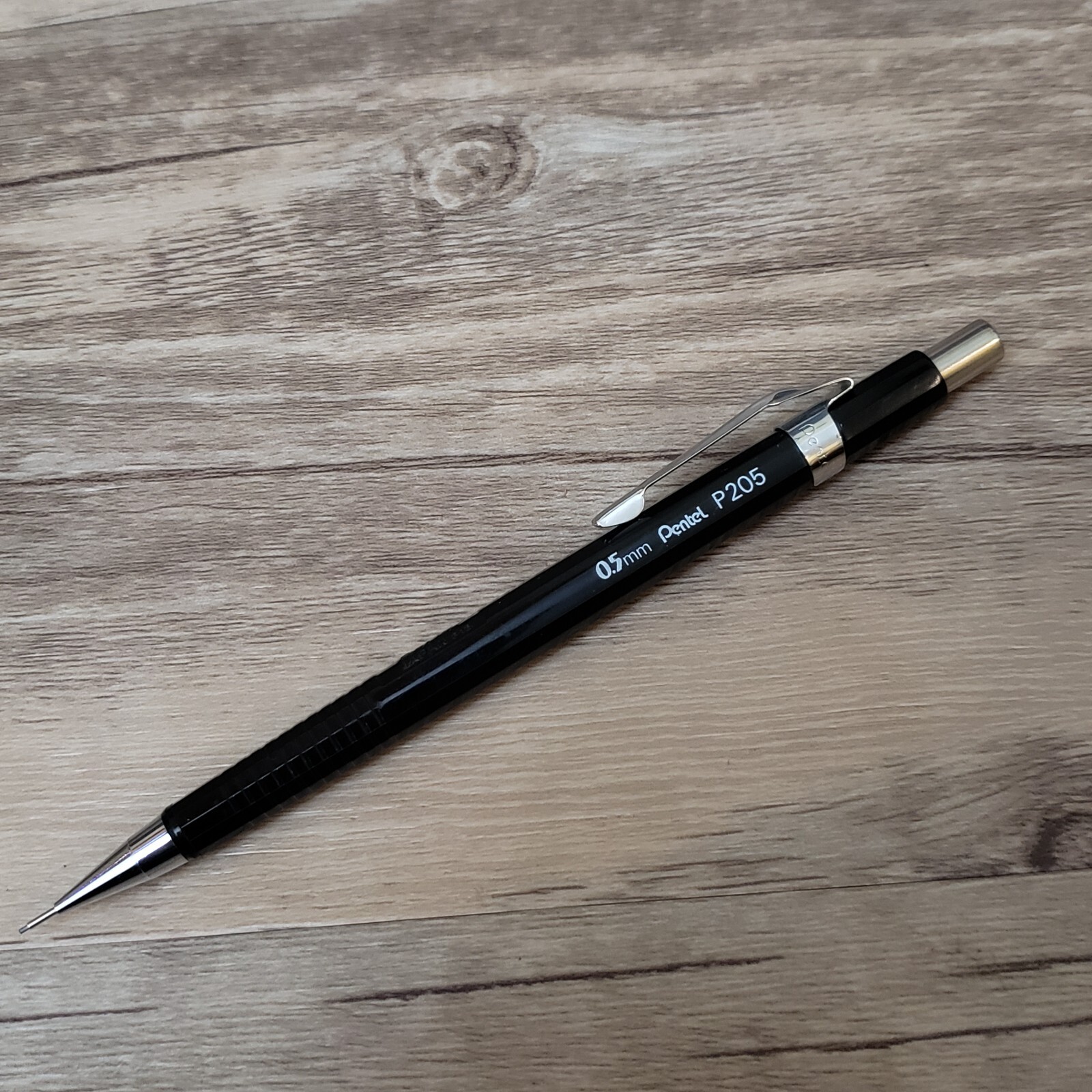 2 Vintage PENTEL P205 Mechanical Pencils Plastic & Chrome 0.5mm Japan