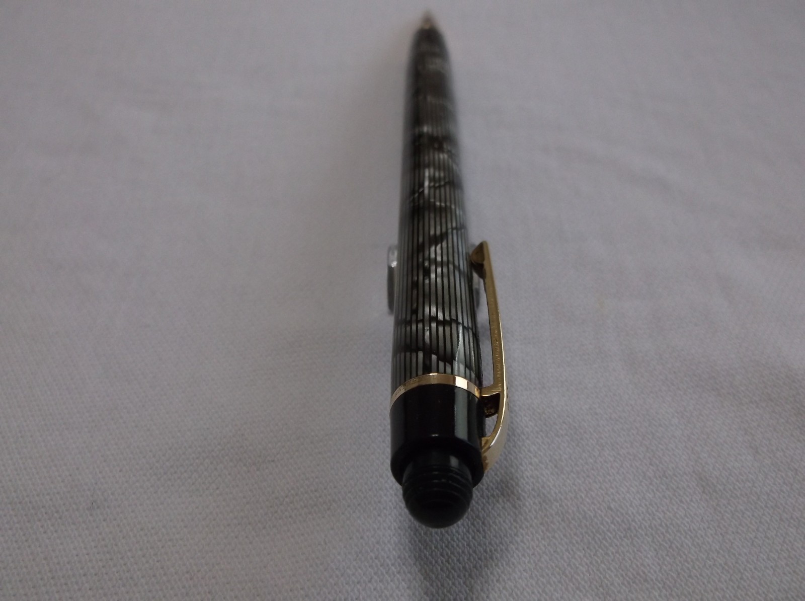 VINTAGE EVERSHARP SKYLINE GRAY STRIPE MOIRE MECHANCIAL PENCIL / 1.18 mm LEAD
