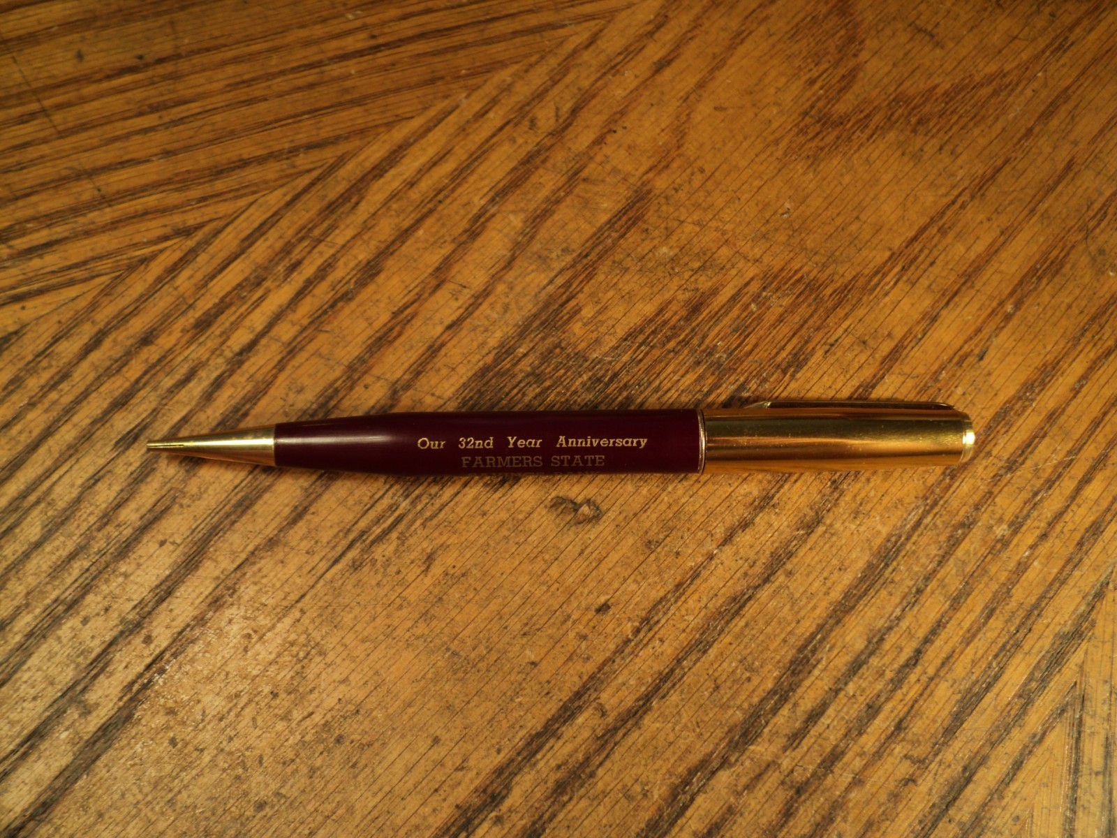 Vintage Vernon Mechanical Pencil Farmers State Savings Bank Independence Iowa